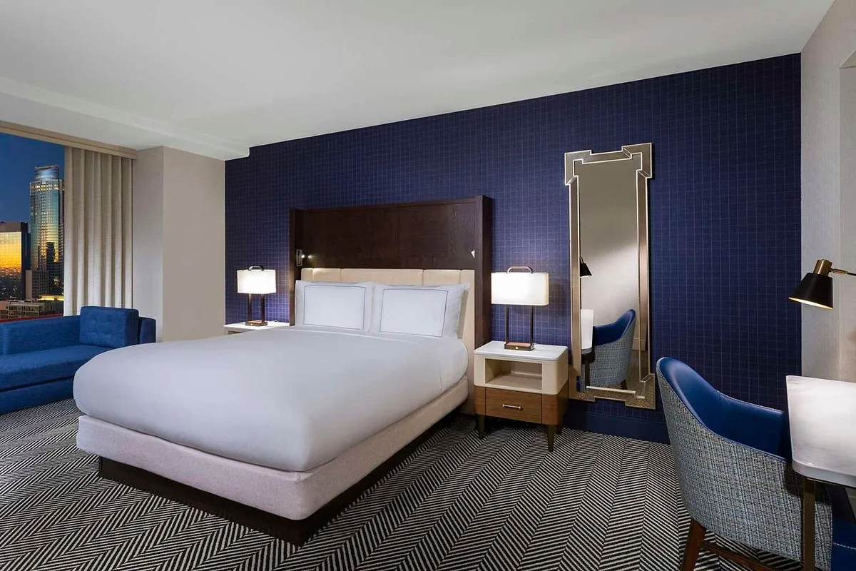 Hilton Austin, photograph 6